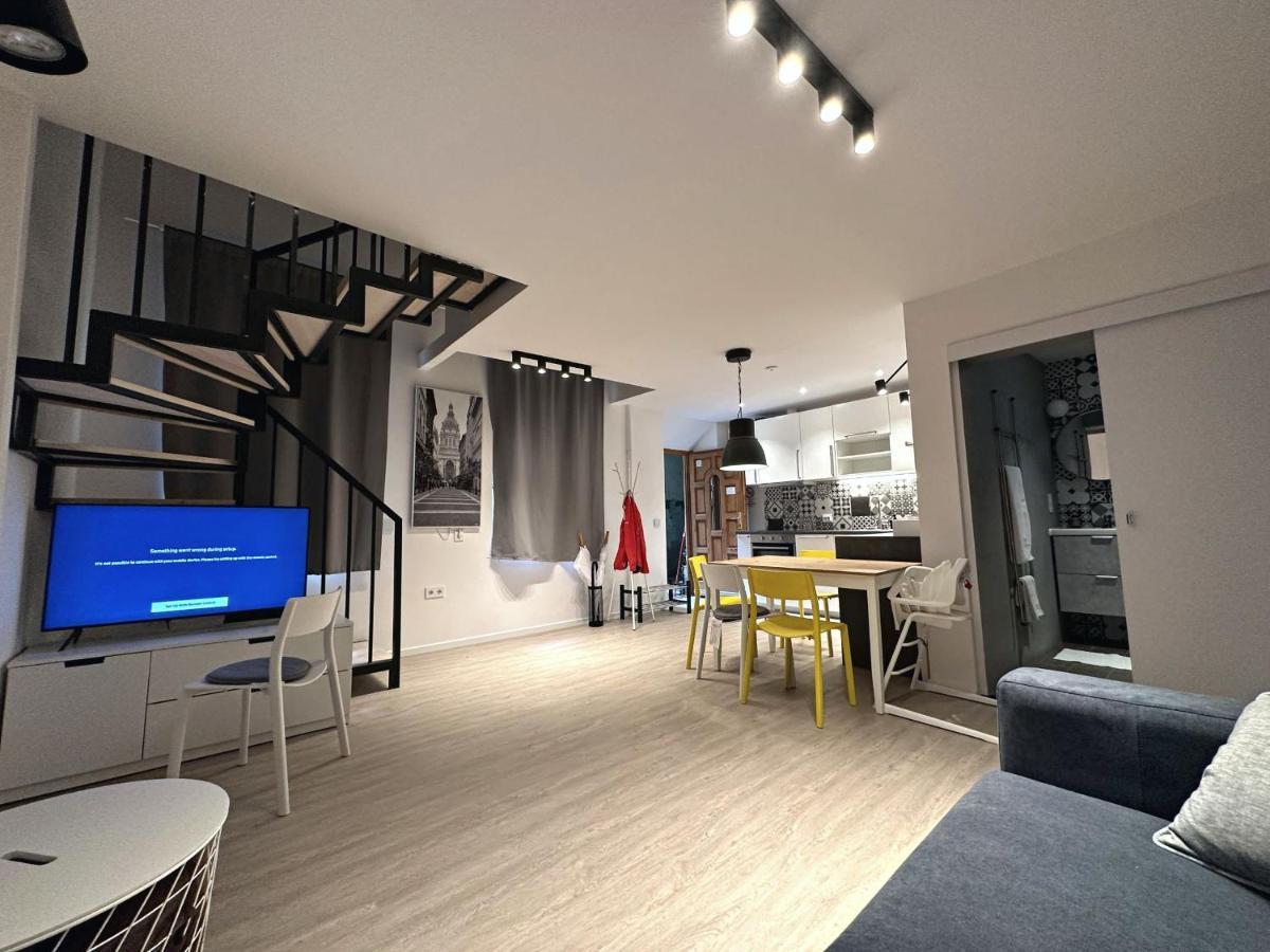 Jobelhome Blaha Apartment Budapest Luaran gambar